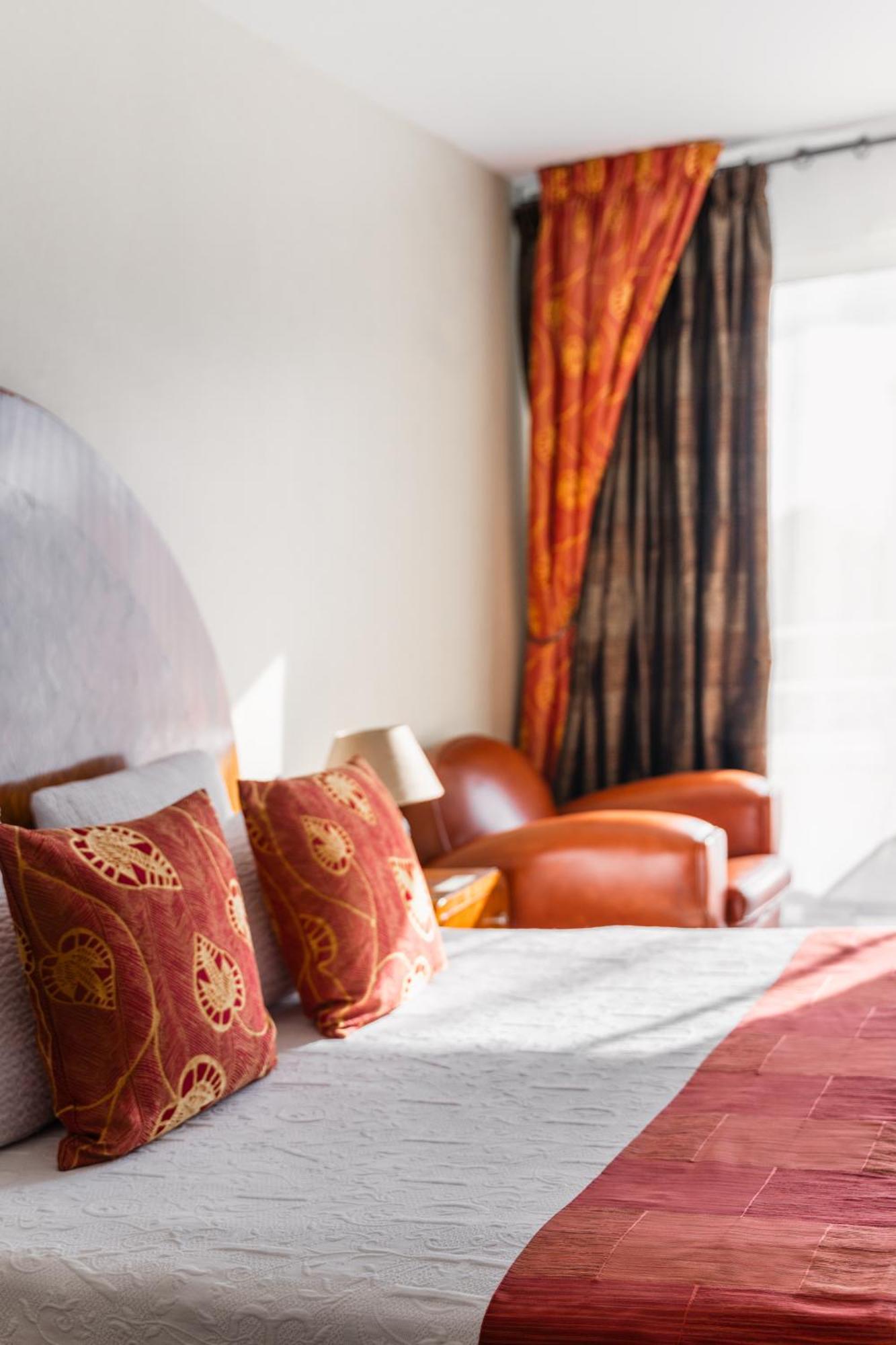 Logis L'Auberge - Maison Glenn Anna Sainte-Anne-d'Auray Экстерьер фото