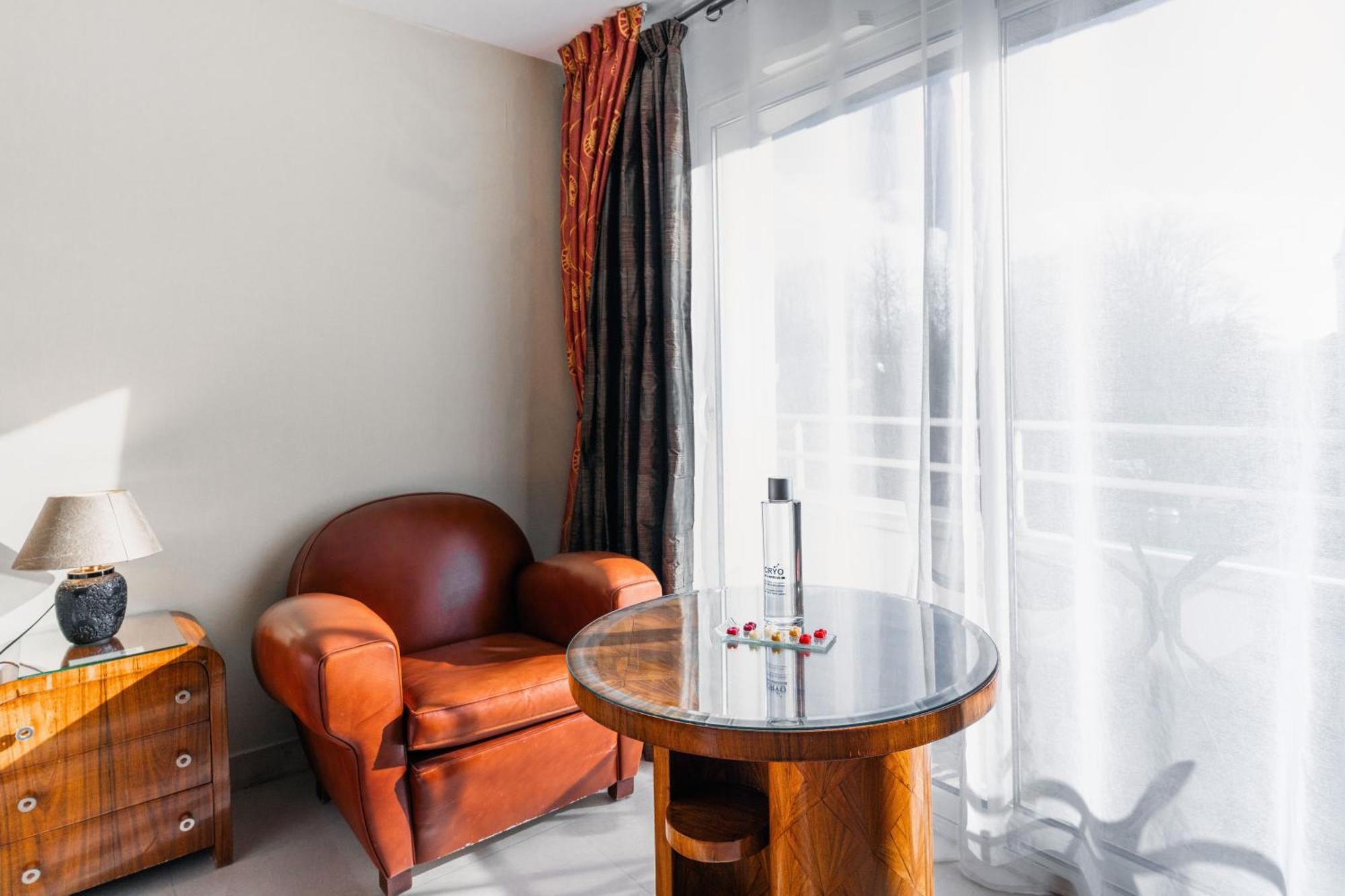 Logis L'Auberge - Maison Glenn Anna Sainte-Anne-d'Auray Экстерьер фото